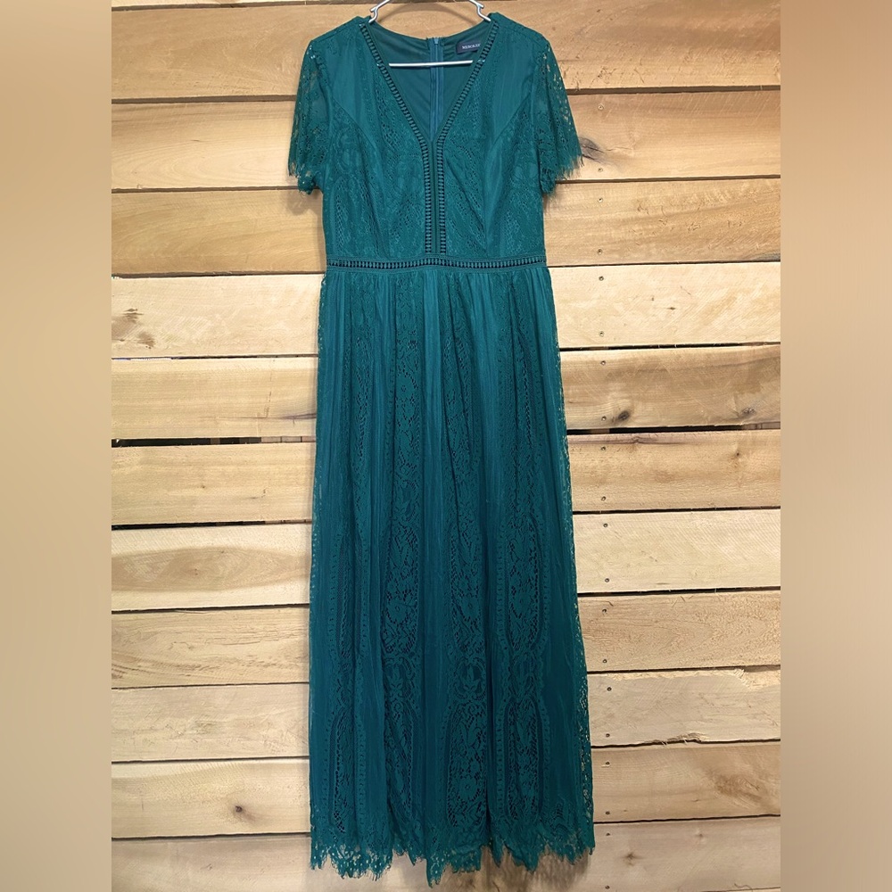 Hunter Green Lace Maxi Dress